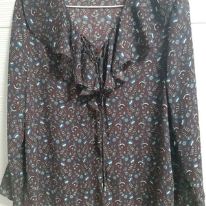 나이스 클럽 블라우스