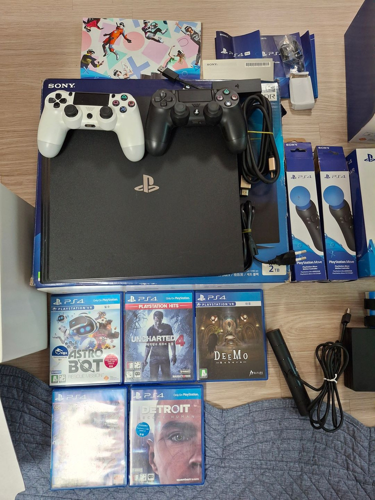 플레이스테이션4 PRO 2TB + VR 팝니다 이미지