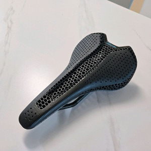 ryet 3d카본 안장