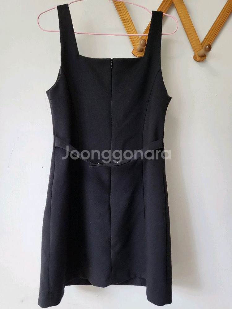 하객/데이트/소개팅 블랙 원피스 정이네 데일리룩--1