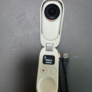 Insta360 GO2