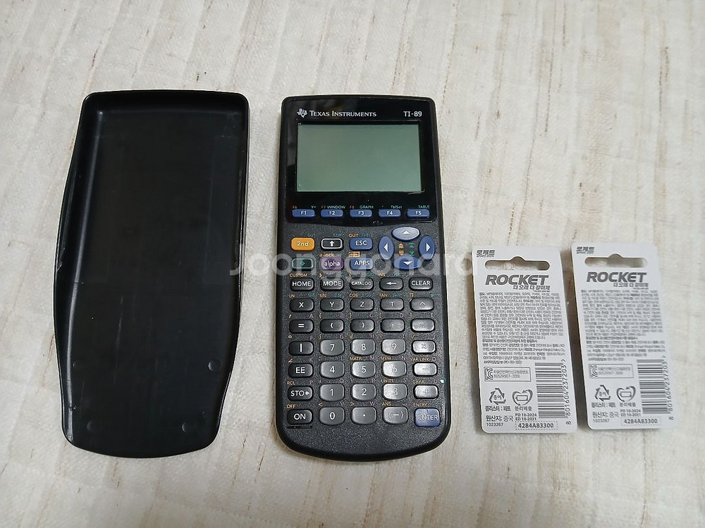 TI-89 티타늄 공학용 계산기(건전지교체) 택포5.5--1