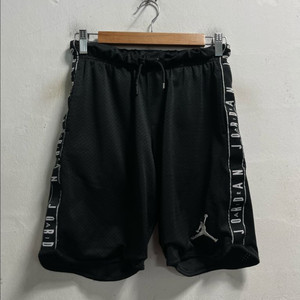 30-32 나이키 조던 밴딩 반바지