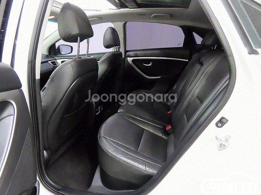 [현대]뉴 i30 1.6 VGT PYL (5인승) 판매--2