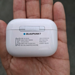 블라우풍트 BLP-BE322W 이어폰