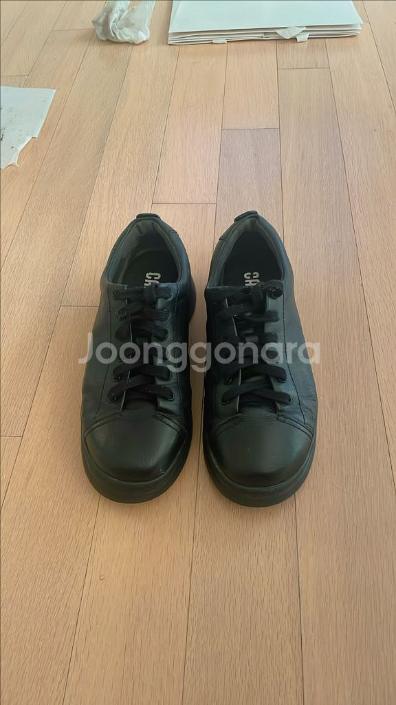 캠퍼 가죽 운동화 230 / 36 사이즈--0