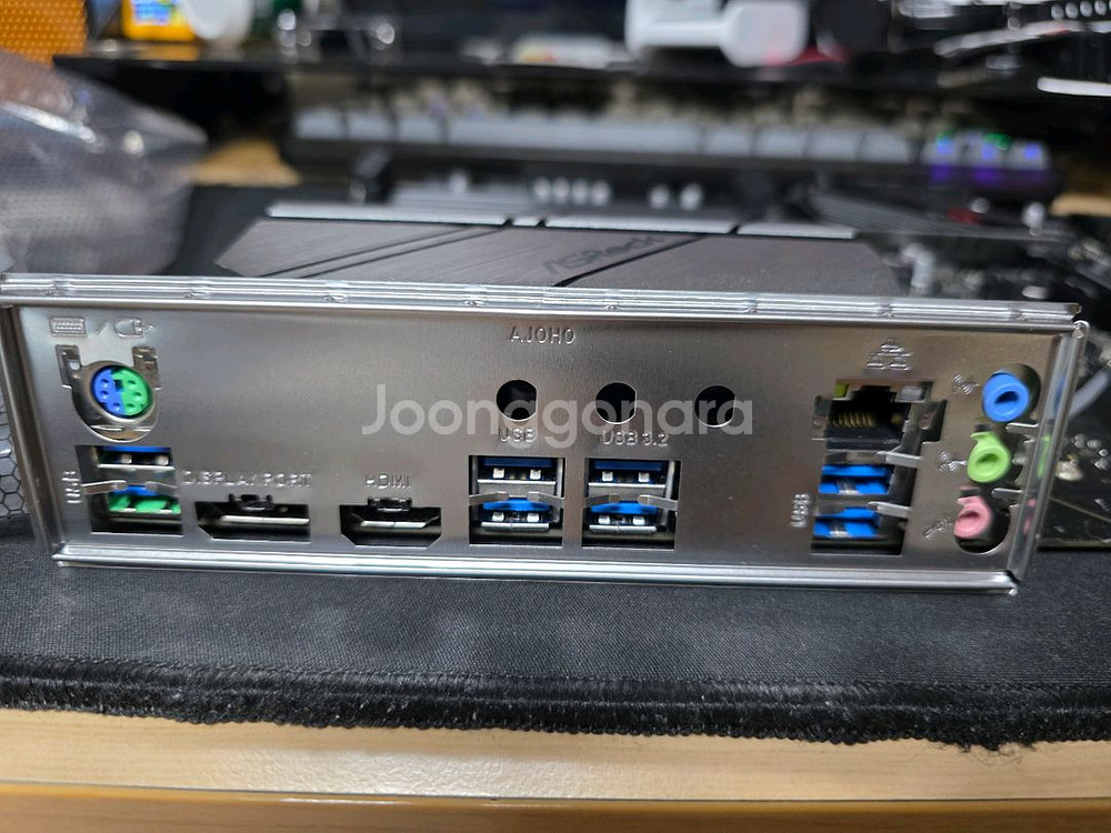 ASRock X570 Phantom Gaming 4--3