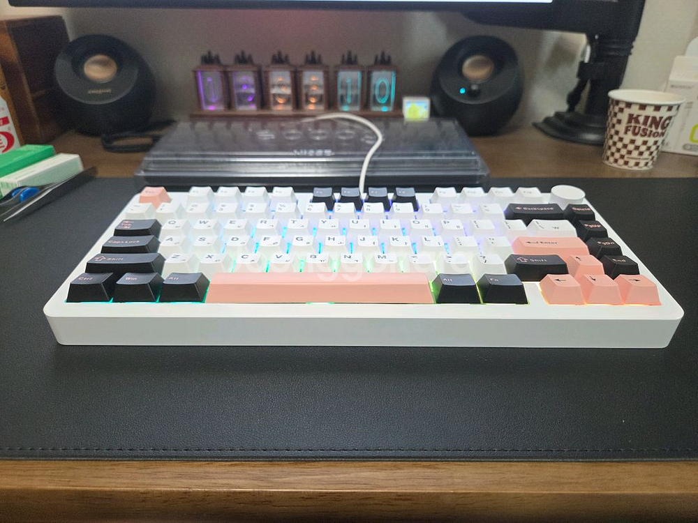 hi8se 알루미늄 키보드 팝니다--3