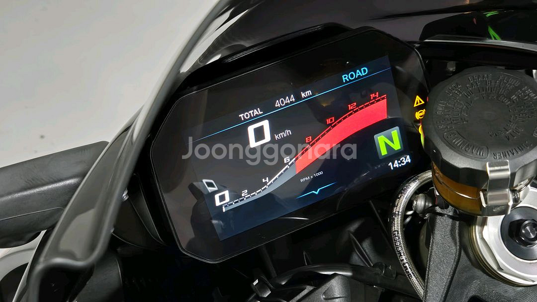 BMW S1000RR 미네랄그레이 4000키로대!--9