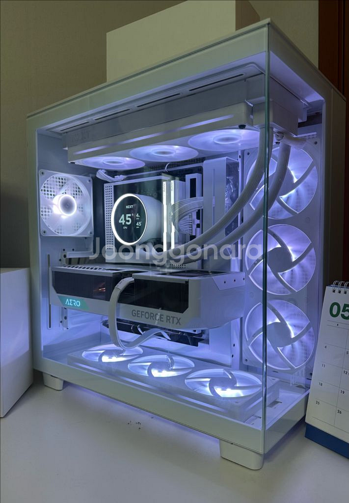 NZXT 화이트 고사양 PC (983D+4080S)--0