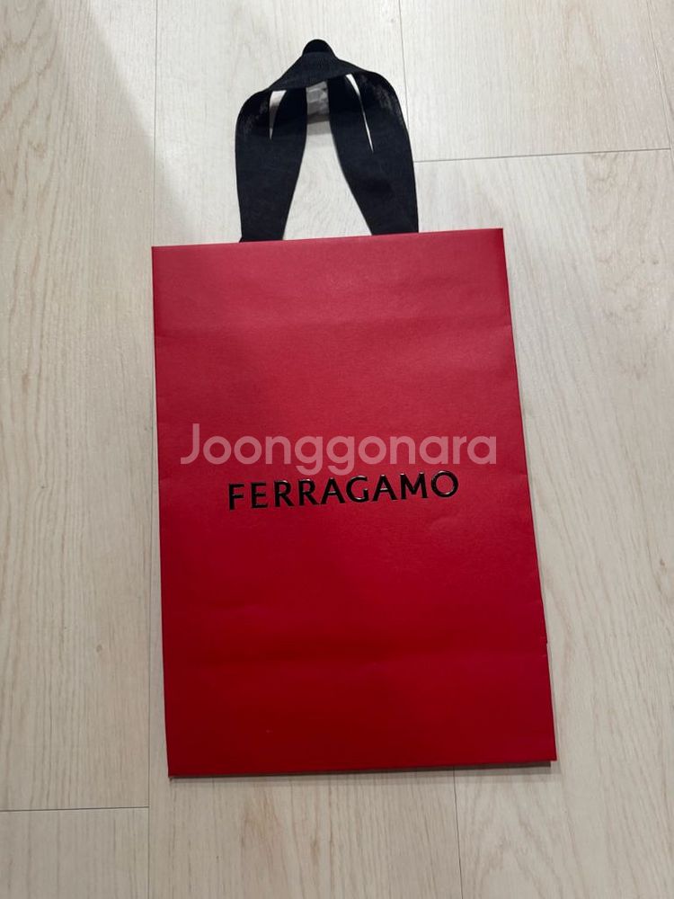 페라가모 정품 쇼핑백--0