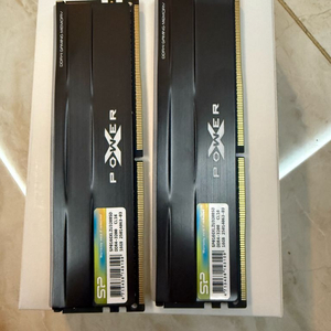 실리콘파워 튜닝 램 DDR4 16gb x 2 새상품
