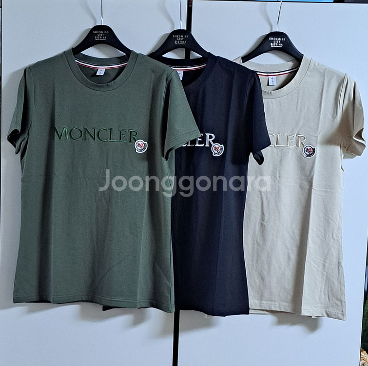 몽클레어 로고패치 여성 반팔티--0