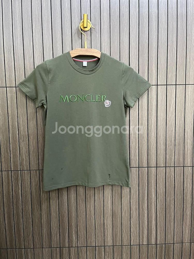 몽클레어 로고패치 여성 반팔티--2