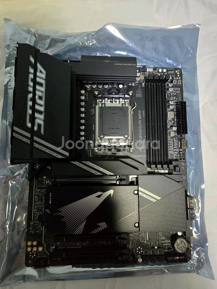 GIGABYTE X870 AORUS ELITEWIFI7--0