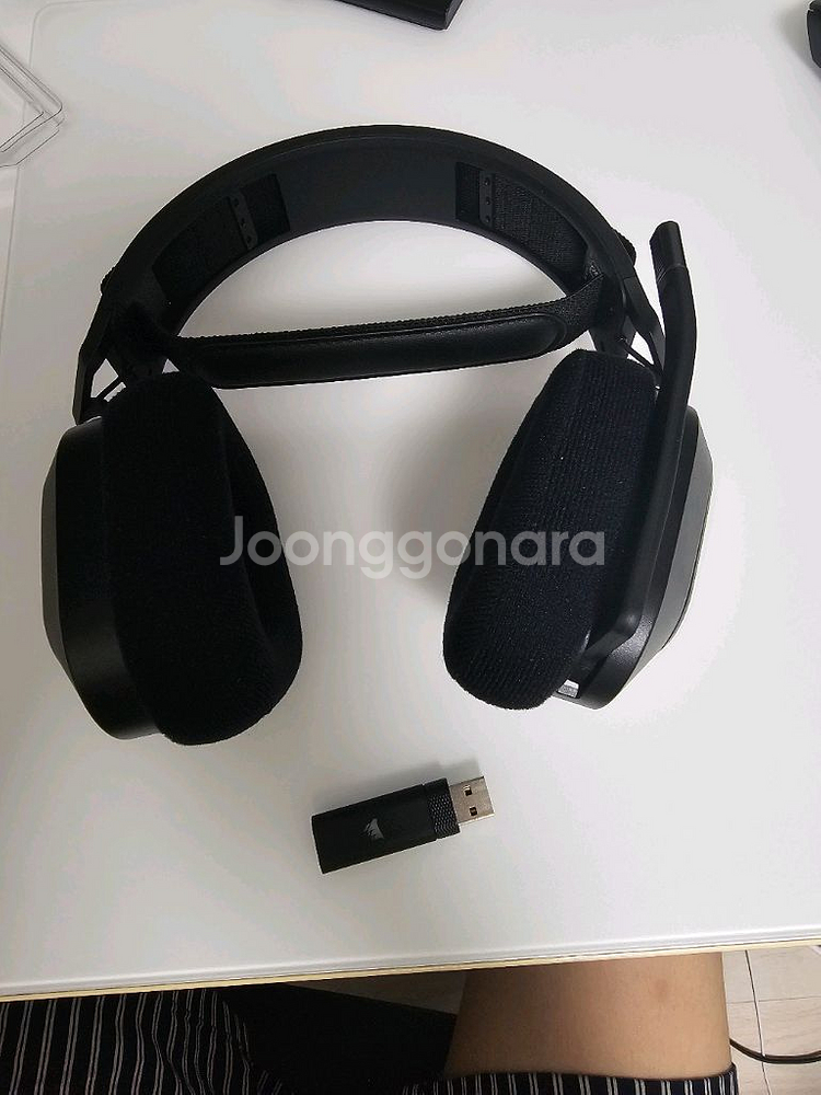 커세어 HS80 RGB WIRELESS 게이밍 헤드셋--2