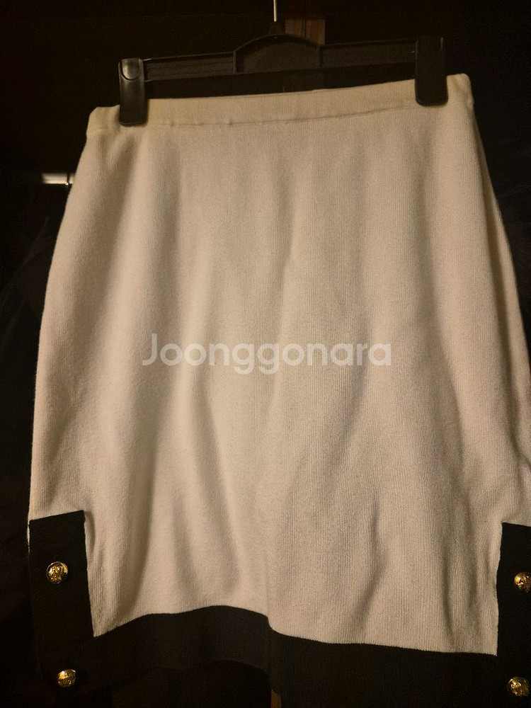 페라가모니트치마 M--0
