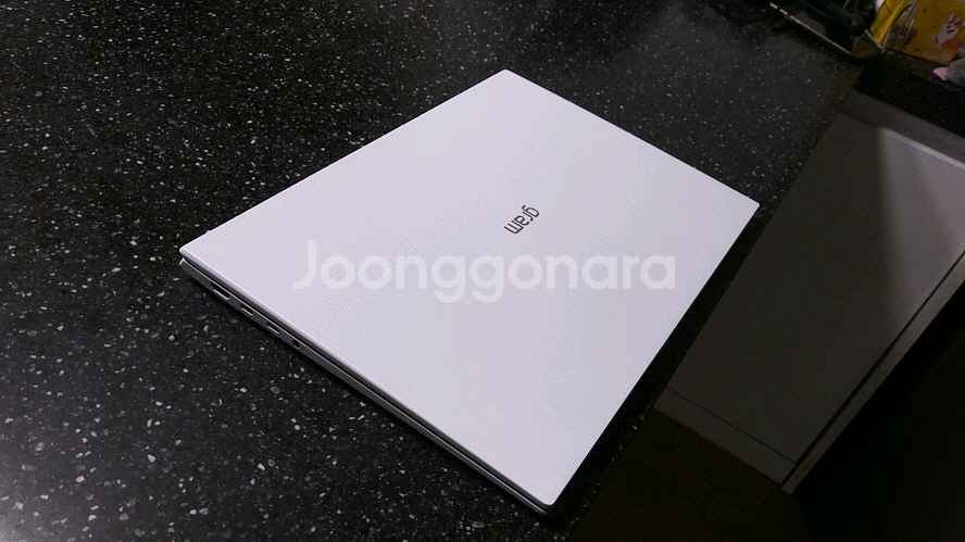 LG 신형13세대 17인치 고성능 그램/램16G,512--2
