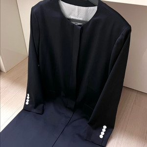 구호 KUHO 히든 싱글 버튼 라운드넥 롱 자켓 코트