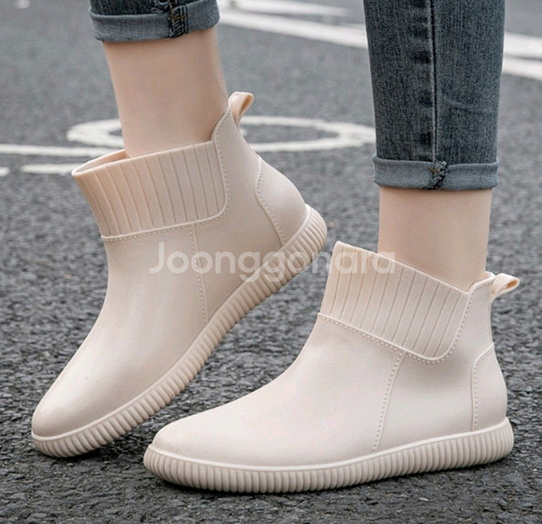1+1 여성용 심플 레인 숏 부츠 장마대비 스니커즈 방--0
