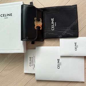 < 새상품 급 실착 1회 > 풀박 셀린느 카드지갑