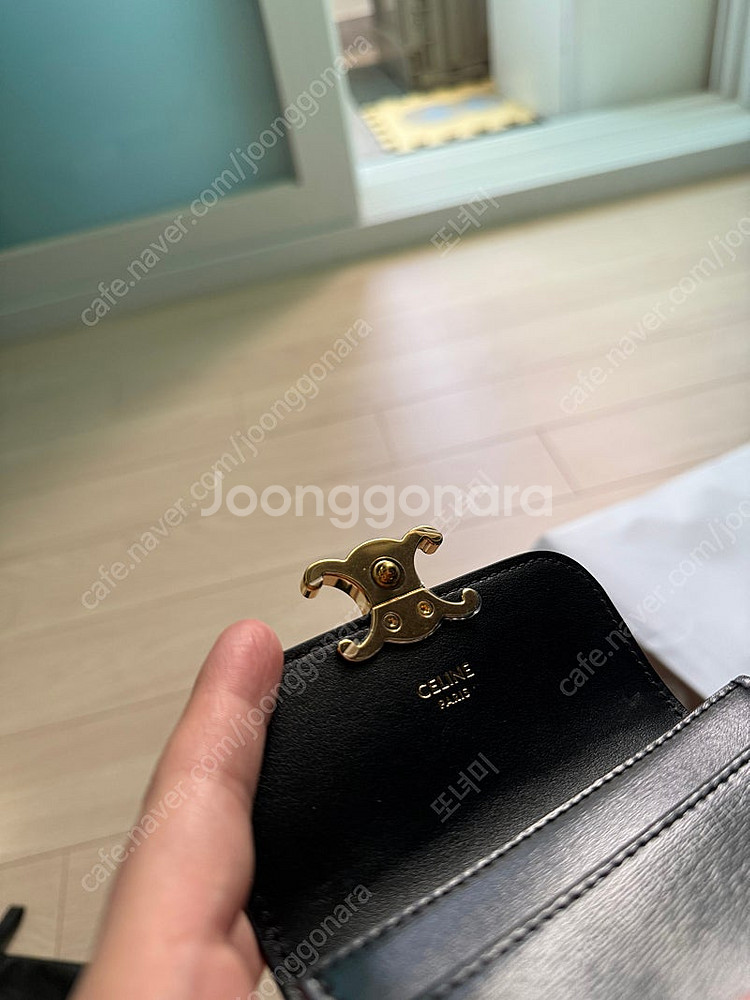 < 새상품 급 실착 1회 > 풀박 셀린느 카드지갑--2
