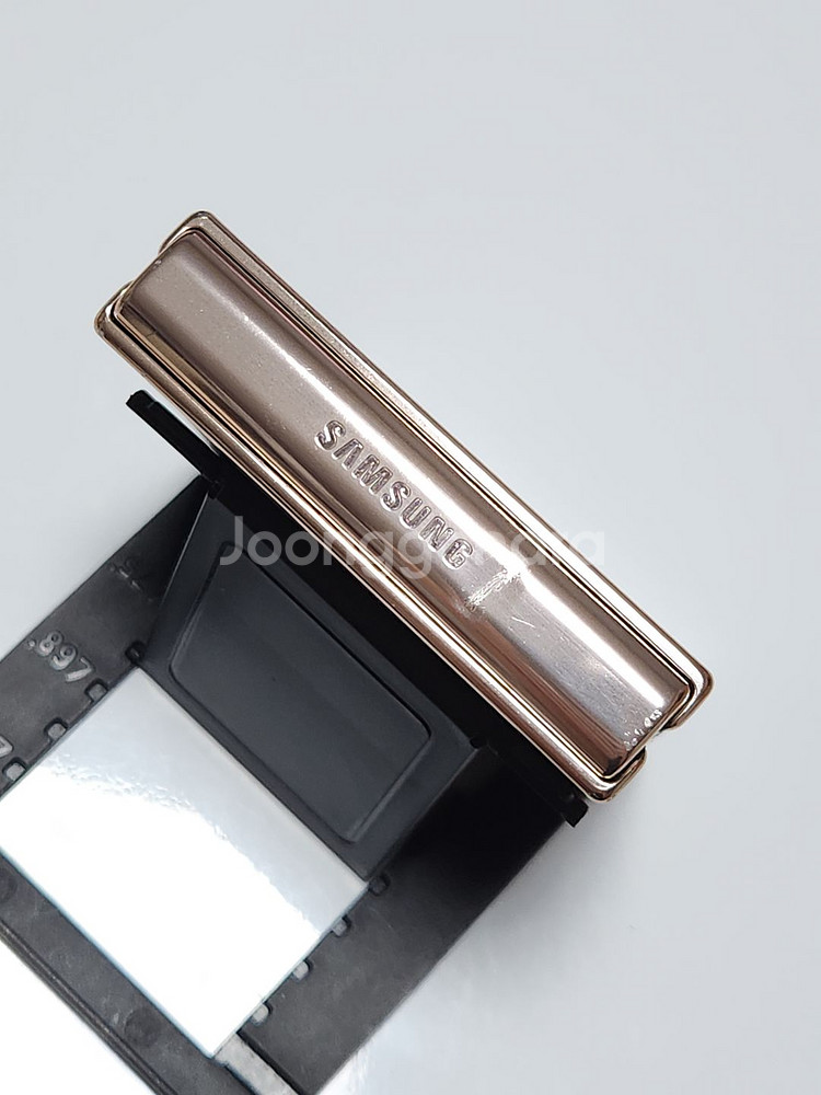 자급제) 갤럭시Z플립4 256G 무잔상 53077--3