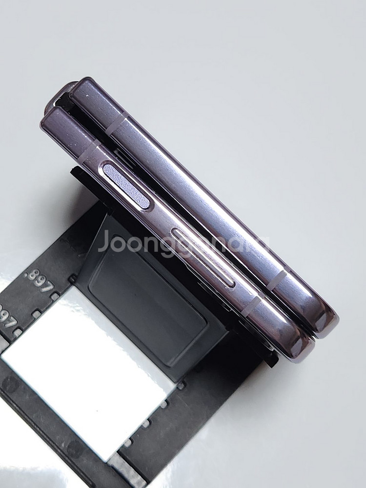 갤럭시Z플립4 256G 무잔상 퍼플 53670--7