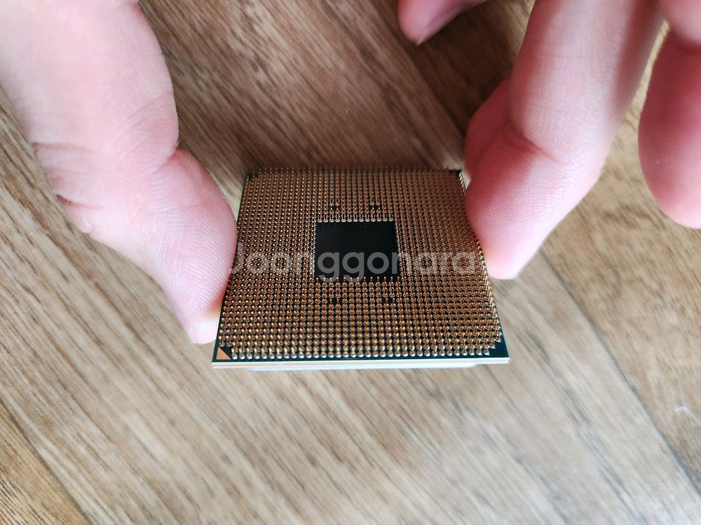 AMD 라이젠7 2700X CPU--2