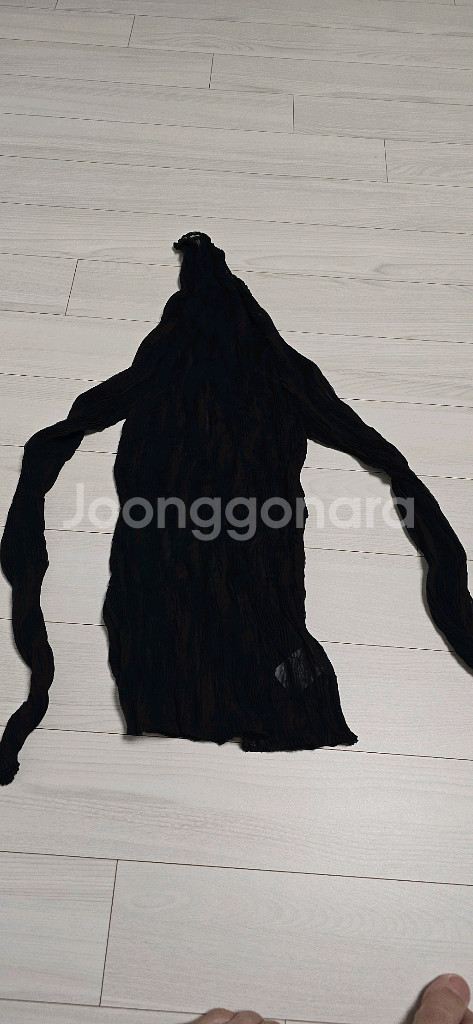 이세이미야케 쉬폰트위스트 블랙 반목긴팔--1