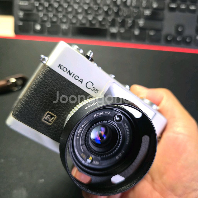코니카 C35 E&L 필름카메라입니다--4