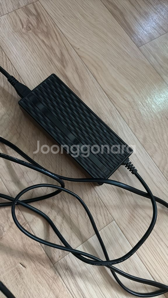 모토벨로 tx8 프로2 충전기 42v 2a 팔아요--0