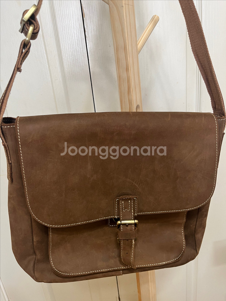 (새제품)멋진 빈티지 크레이지 호스 정품 가죽 메신저백--0