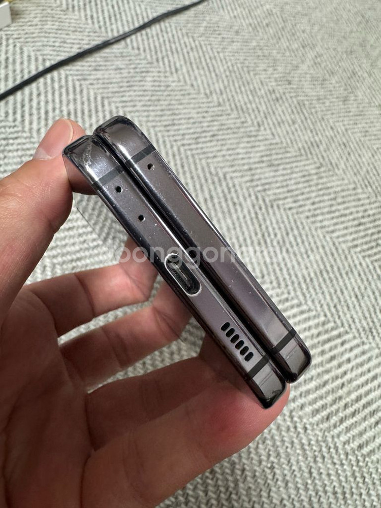갤럭시 z플립5 256기가 그라파이트--4