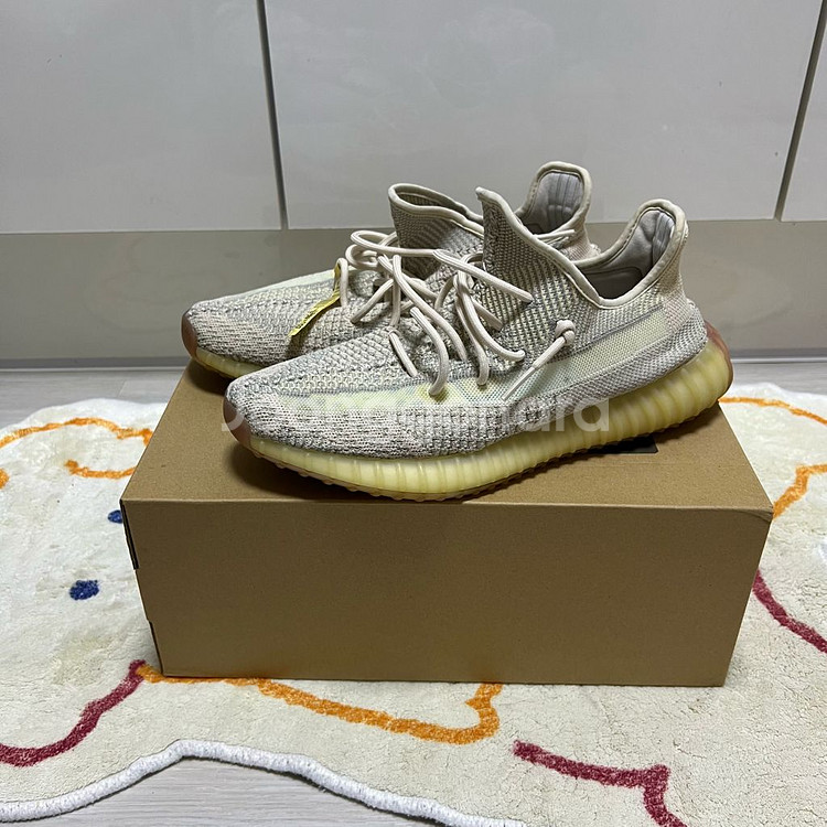 아디다스 이지부스트 350 V2 시트린 295 사이즈--2