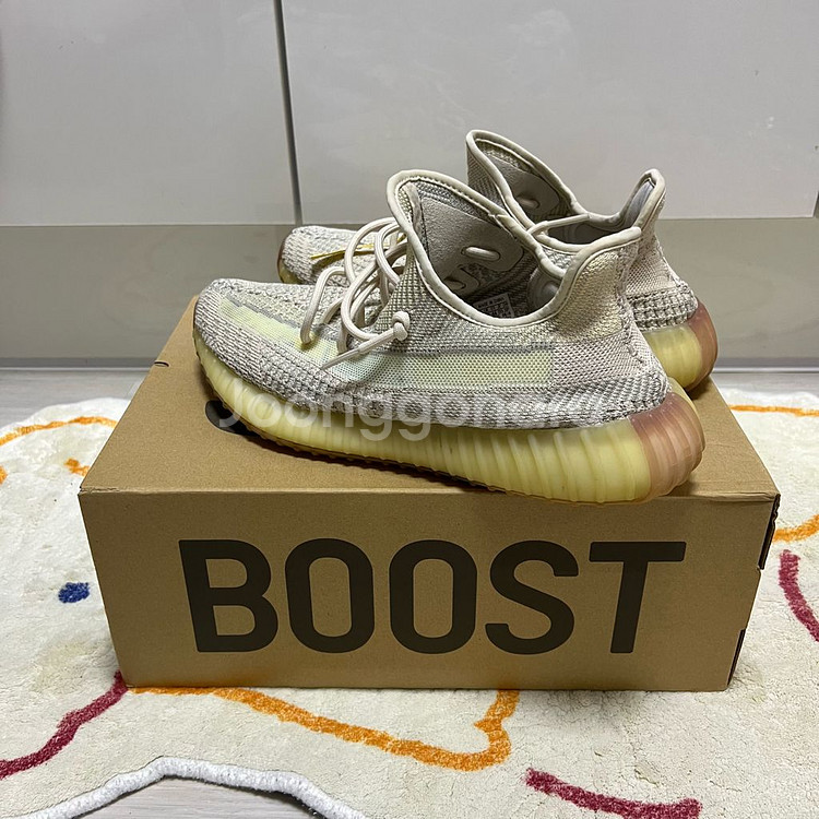 아디다스 이지부스트 350 V2 시트린 295 사이즈--1