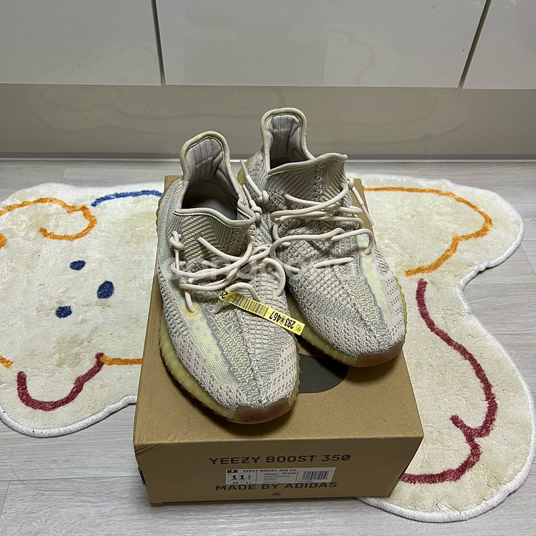 아디다스 이지부스트 350 V2 시트린 295 사이즈--3
