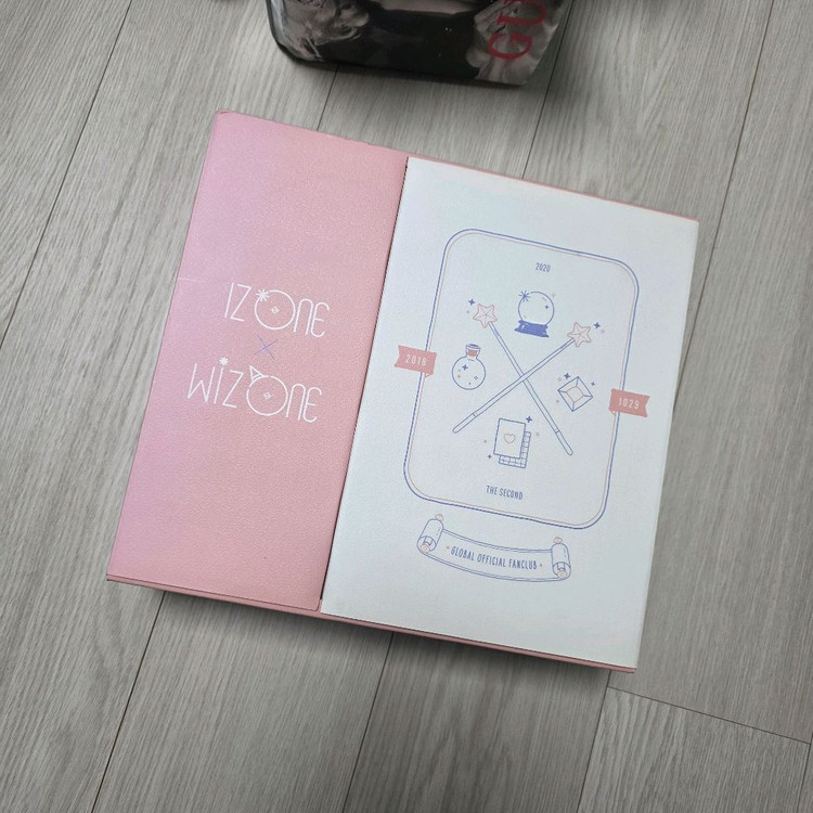 아이즈원 위즈원 2기 키트 이미지