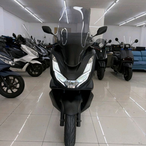 22년식 pcx 팝니다