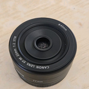 역삼) 캐논 EF-M 22mm F2 STM 팝니다.