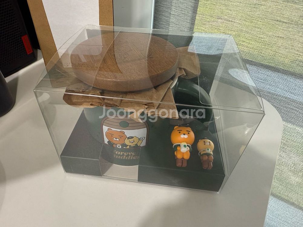 카카오x스타벅스 라이언춘식이 한정판 머그컵새상품 팝니다--1