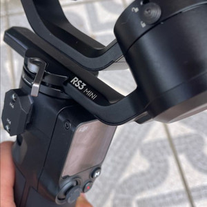 DJI RS3 미니 짐벌 팝니다 (rs3 mini)