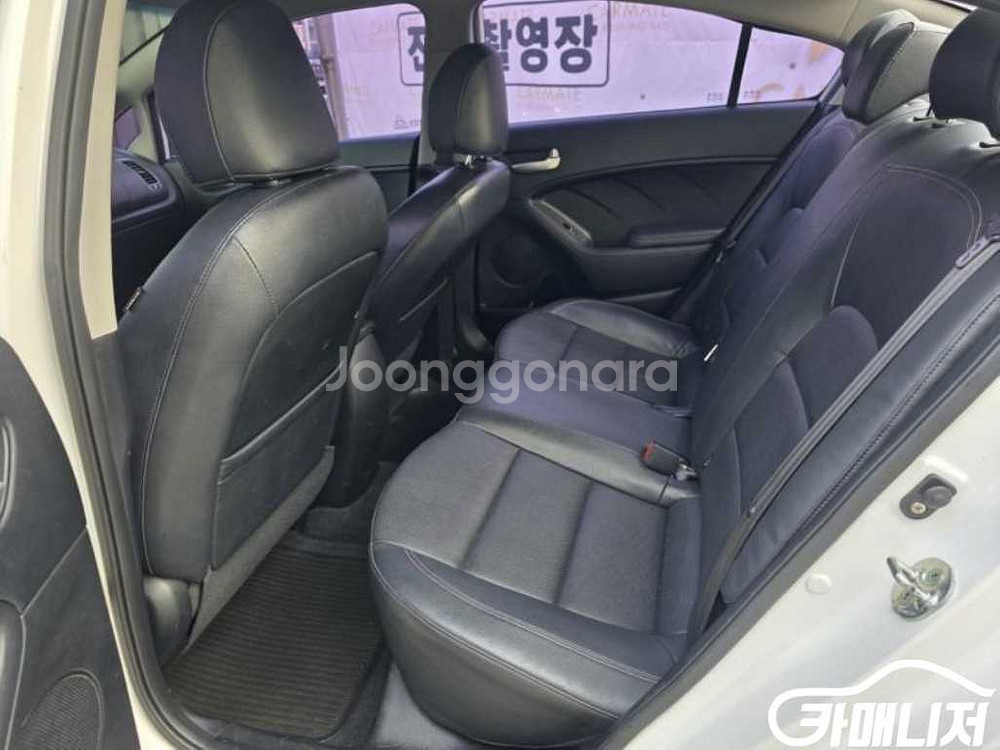[기아]K3 1.6 VGT 럭셔리 (5인승) 판매--5