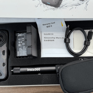 Insta360 X4 8K 액션캠 어드벤처 번들 풀박스