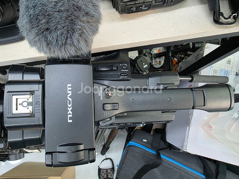 소니 HXR-NX100 정품 중고 캠코더--1