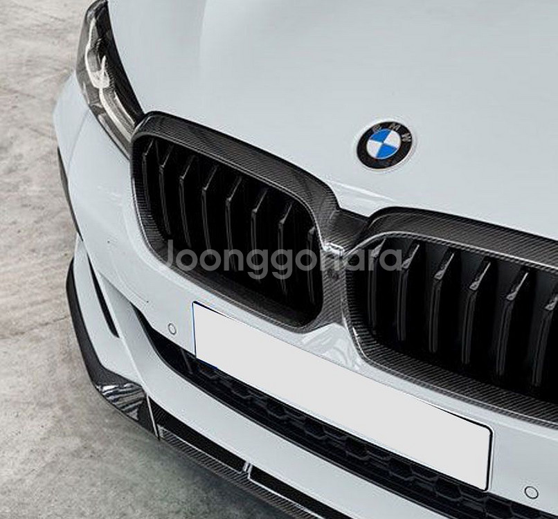 BMW 5시리즈 G30 F90 M5 LCI 블랙카본그릴--7