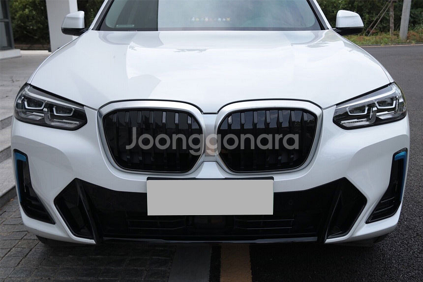 BMW IX3 G08 블랙 키드니 그릴 X3M F97--7