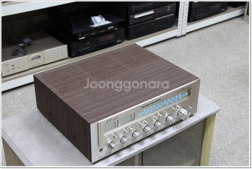 마란츠 A급 블루턴형 아날로그 리시버 모델 MR255--4