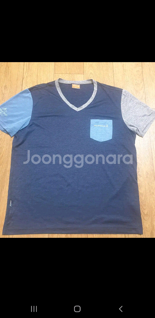 머렐 브이넥 반팔티 110 사이즈입니다--0