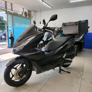 23년식 pcx 팝니다